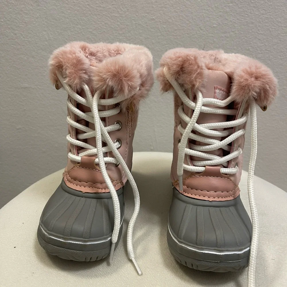 London Fog Little Girl’s Toddler Fur Trimmed Lace Up Boots Pink And Gray Size 6
